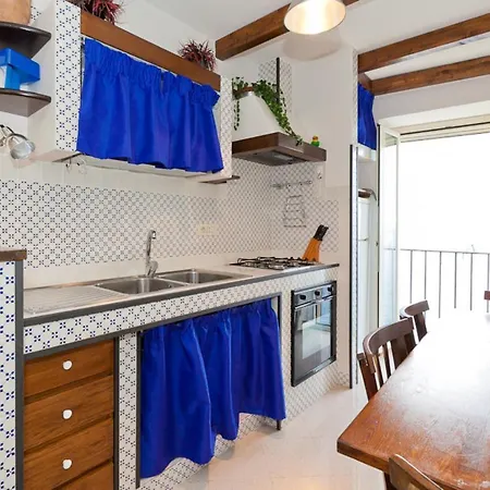Apartment Terrazza Lara By Vacation Service